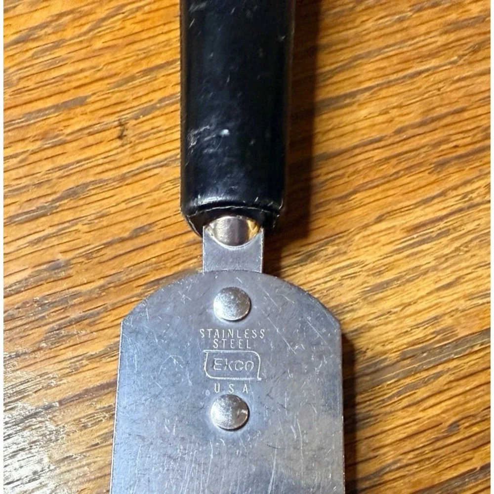 Ekco Vintage Icing Spatula Stainless Steel Black Handle Made in USA 11.5 Inch